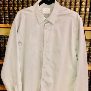 Mens Calvin Klein dress shirt neck 17 length 34/35